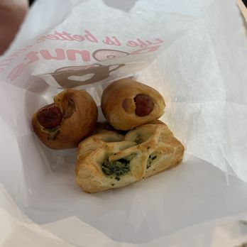 La Diva Donuts - Hot and spicy kolaches, spinach feta pastry - Donuts Near Me - Lewisville, Texas La Diva Donuts - Hot and spicy kolaches, spinach feta pastry - Donuts Near Me - Lewisville, Texas