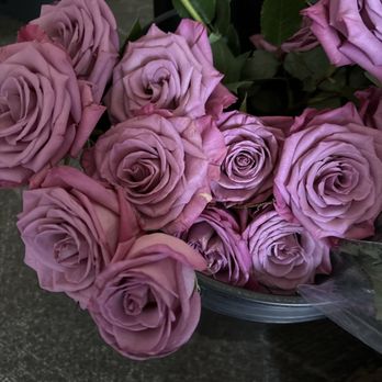 Reno Wholesale Flowers - Elegance at its finest - Wholesalers Near Me - Sparks, Nevada Reno Wholesale Flowers - Elegance at its finest - Wholesalers Near Me - Sparks, Nevada