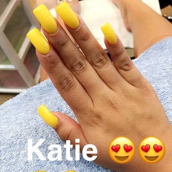 Happiness Nails - Nail Salons Near Me - Pomona, California