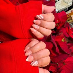Nail Lounge of Marble Falls - Christmas nails