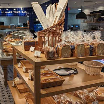 Paris Baguette - Coffee & Tea Near Me - Herndon, Virginia