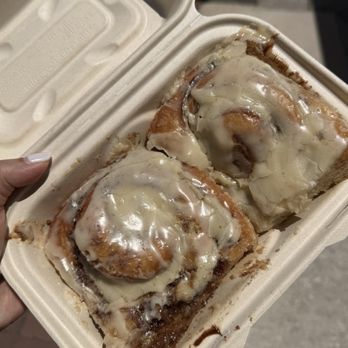 Yeast Coast Bakehouse - Cinny Rolls - Bakeries Near Me - Orlando, Florida Yeast Coast Bakehouse - Cinny Rolls - Bakeries Near Me - Orlando, Florida