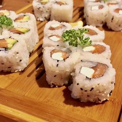 Kimato Sushi - California saumon cheese
