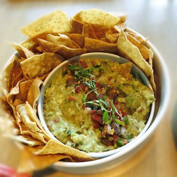 Earls Kitchen + Bar - Guacamole and Chips - Cocktail Bars Near Me - Plano, Texas