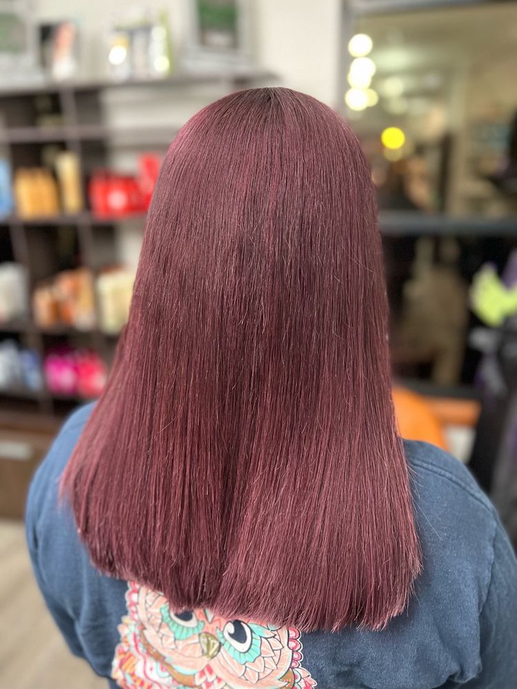Gore Hair Salon Logo