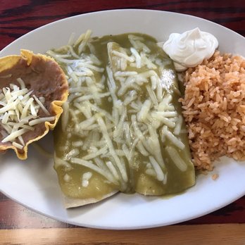 Lupita's Tacos - Beef enchiladas with green sauce - Mexican Near Me - Eugene, Oregon Lupita's Tacos - Beef enchiladas with green sauce - Mexican Near Me - Eugene, Oregon