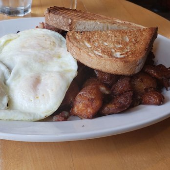 Chicago Waffles - Corned  beef hash with over easy eggs and toast - Breakfast & Brunch Near Me - Chicago, Illinois