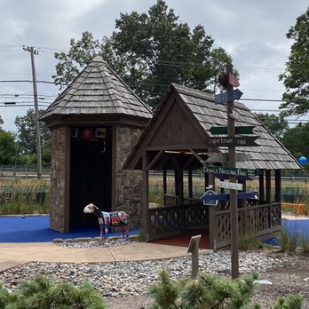Matterhorn Mini Golf - Mini Golf Near Me - Canton, Connecticut