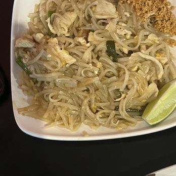 Chaba Thai Restaurant - Chicken Pad Thai - Thai Near Me - San Antonio, Texas Chaba Thai Restaurant - Chicken Pad Thai - Thai Near Me - San Antonio, Texas