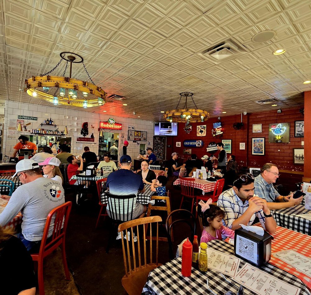 Gus's World Famous Fried Chicken - Austin