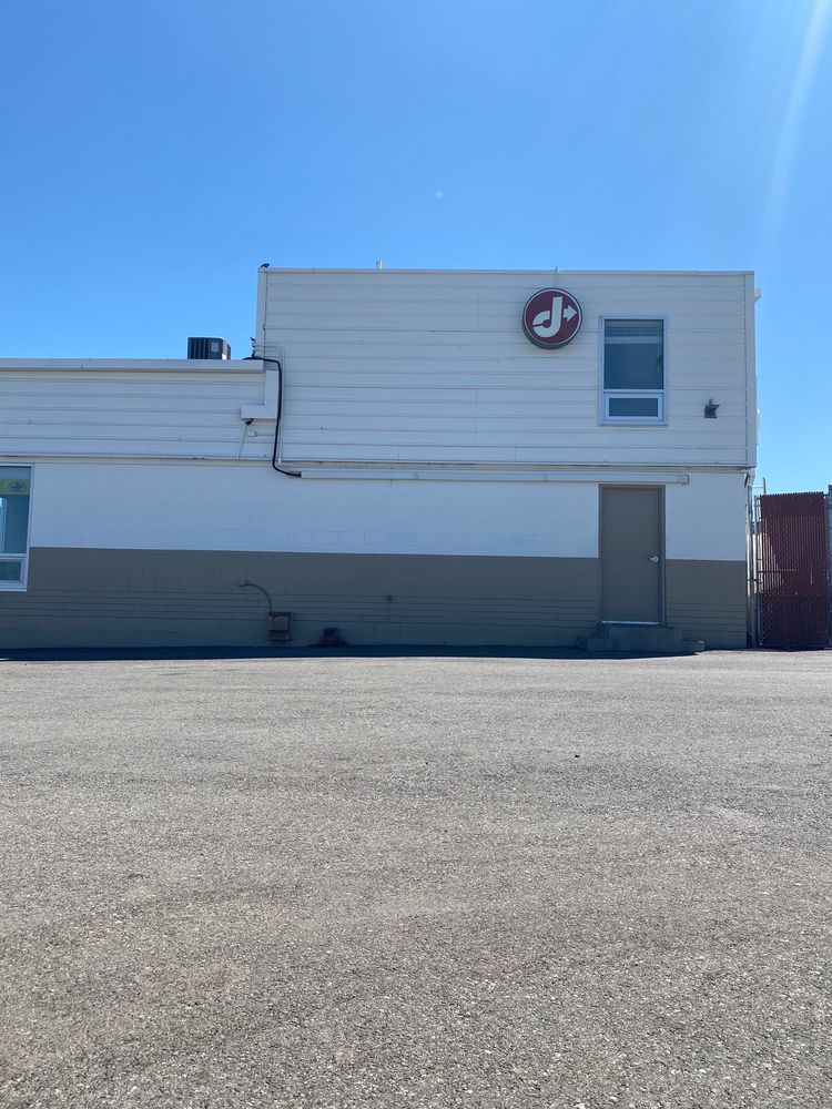 JIFFY LUBE Updated August 2024 68 Reviews 2119 W Main St, Bozeman