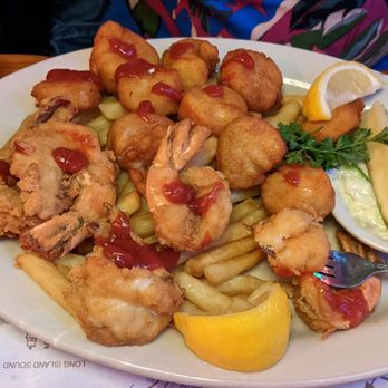 Sammys Fish Box - Fried shrimp and scallops - Seafood Near Me - Bronx, New York Sammys Fish Box - Fried shrimp and scallops - Seafood Near Me - Bronx, New York