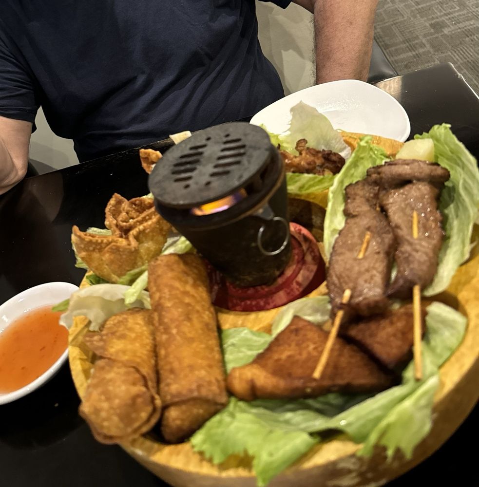 Chi Family Restaurant Logo