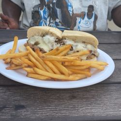 Beef 'O' Brady's - Philly cheesesteak