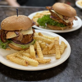 The Peppersauce Cafe - Spicy Chipotle Ranch Chicken - American Near Me - Phoenix, Arizona The Peppersauce Cafe - Spicy Chipotle Ranch Chicken - American Near Me - Phoenix, Arizona