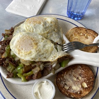 Stardust Diner - Steak skillet - American Near Me - Vancouver, Washington Stardust Diner - Steak skillet - American Near Me - Vancouver, Washington