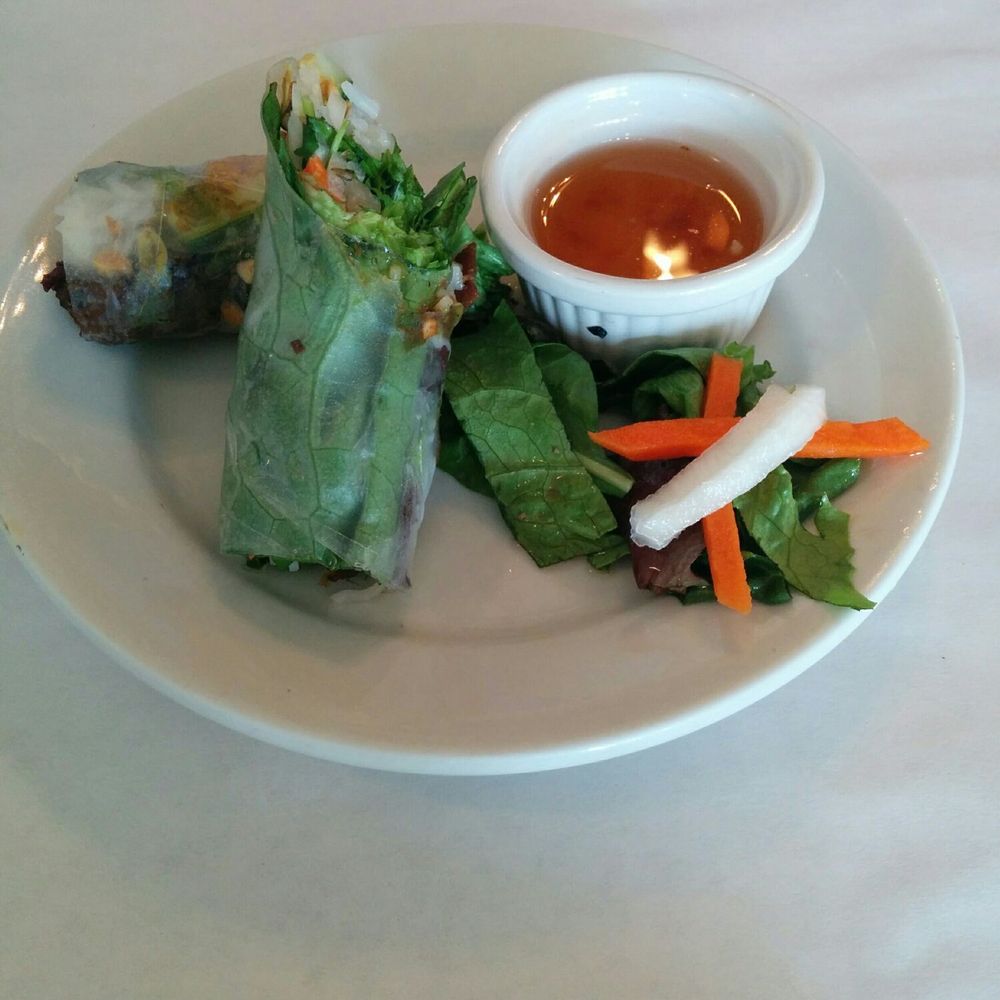 Pasteur - Beef lemon grass spring roll - Vietnamese Near Me - Chicago, Illinois