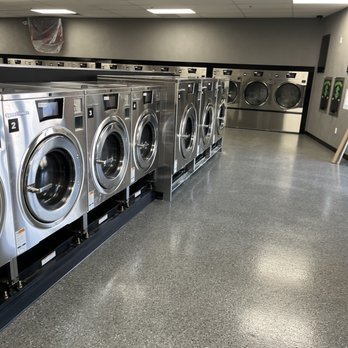 5 Alarm Coin Laundry - Laundromat Near Me - Rockford, Illinois 5 Alarm Coin Laundry - Laundromat Near Me - Rockford, Illinois