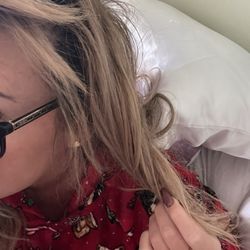 The washed out dingy color rosy made my bright platinum blonde hair into