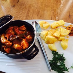 Olympia - Kotta Smirneeki - Kipfilet in een saus van tomaat, paprika, knoflook & honing