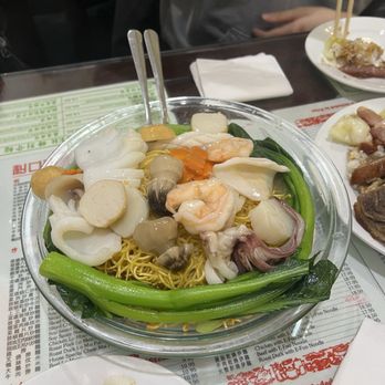 Great NY Noodletown - seafood pan fried noodles - Cantonese Near Me - New York, New York Great NY Noodletown - seafood pan fried noodles - Cantonese Near Me - New York, New York