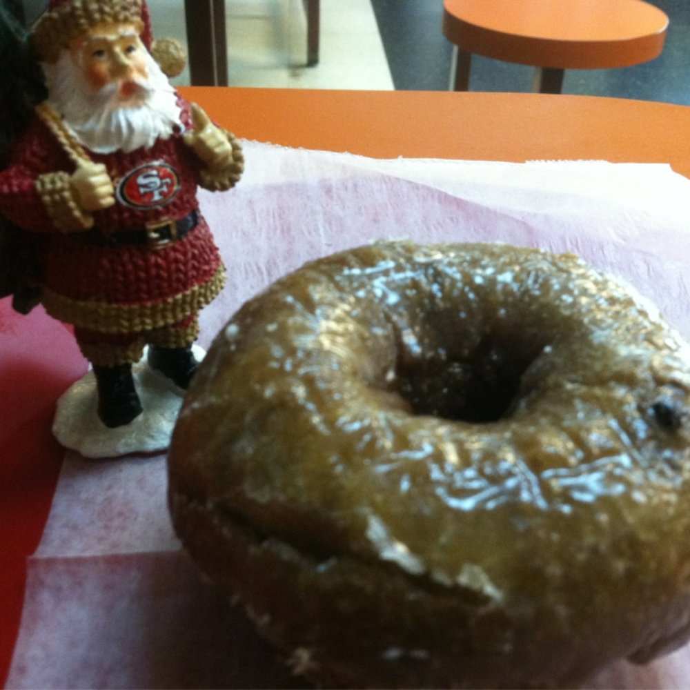 Donut Hut - Mel C was here with a Blueberry Donut. - Donuts Near Me - Las Vegas, Nevada Donut Hut - Mel C was here with a Blueberry Donut. - Donuts Near Me - Las Vegas, Nevada