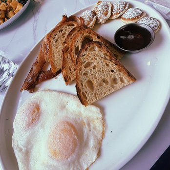 Montrose - Breakfast & Brunch Near Me - Hamilton, Ontario Montrose - Breakfast & Brunch Near Me - Hamilton, Ontario