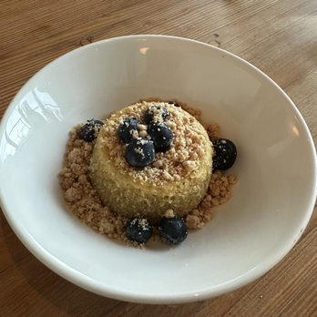 Bar Toti - Pastel de elote - Wine Bars Near Me - Austin, Texas