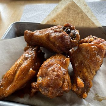 Wing Dome - #4 spice level - Chicken Wings Near Me - Seattle, Washington Wing Dome - #4 spice level - Chicken Wings Near Me - Seattle, Washington