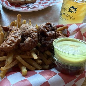 Flatstick Pub - South Lake Union - Chicken over cooked  Birdie - Mini Golf Near Me - Seattle, Washington
