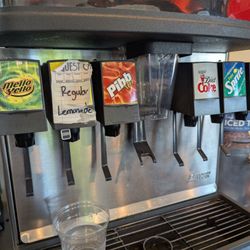 Marvin's - Foundation soda with mello yellow