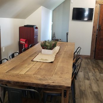 Schoolhouse 7 Cafe - long table upstairs - Cafes Near Me - Fishers, Indiana Schoolhouse 7 Cafe - long table upstairs - Cafes Near Me - Fishers, Indiana