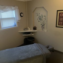 Kamego Chiropractic Clinic - Massage therapy room