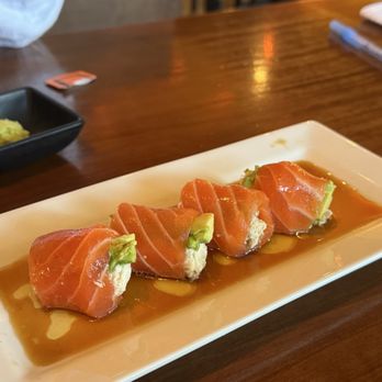EAT'S SUSHI - Sushi Bars Near Me - Costa Mesa, California
