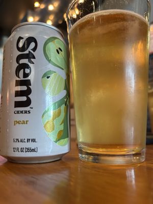 12 South Taproom and Grill by null