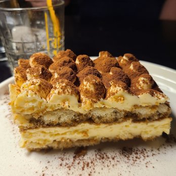 Tre Vele - Tiramisu - Italian Near Me - Sandy Springs, Georgia Tre Vele - Tiramisu - Italian Near Me - Sandy Springs, Georgia