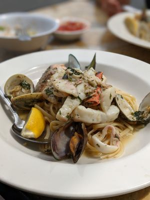 Jay's Gourmet Seafood & Pizza by null