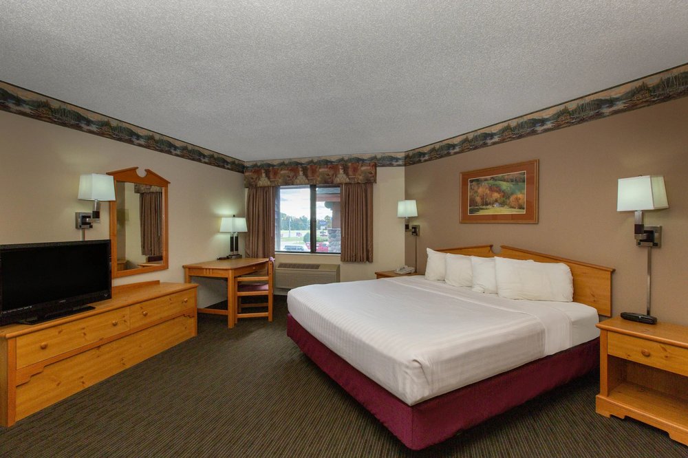 COBBLESTONE HOTEL & SUITES LADYSMITH Updated April 2024 Request