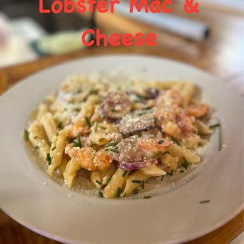 Brady’s - Comfort Food Near Me - Boothbay Harbor, Maine