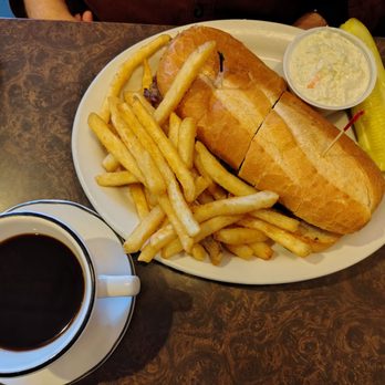 Sandy's Cozy Corner - American Near Me - Lakehurst, New Jersey