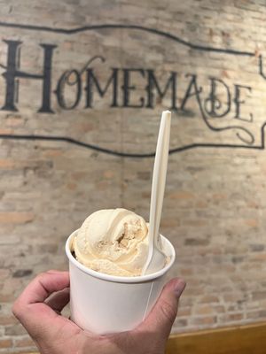 Dippity Do Dahs Homemade Ice Cream by null