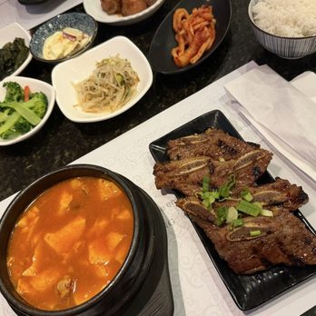 Jang Su Jang - 굴 순두부 콤보 / Oyster Tofu Soup Combo - Korean Near Me - Duluth, Georgia