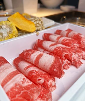 Chong Qing Wharf Hot Pot & LAANKEE LEMON TEA山城码头火锅&澜记港式茶饮 by null