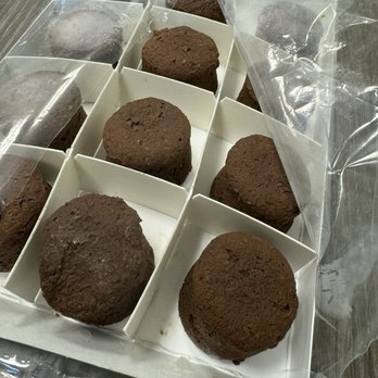 Garden Kitchen - Brownie Bites, Mr. Picky loved them. - Vegan Near Me - Houston, Texas Garden Kitchen - Brownie Bites, Mr. Picky loved them. - Vegan Near Me - Houston, Texas