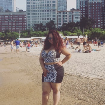 Oak Street Beach - Backdrop - Beaches Near Me - Chicago, Illinois