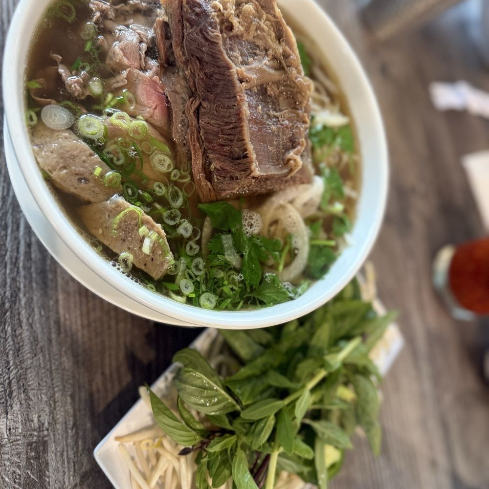 Pho Leo & Grill - Vietnamese Near Me - San Diego, California