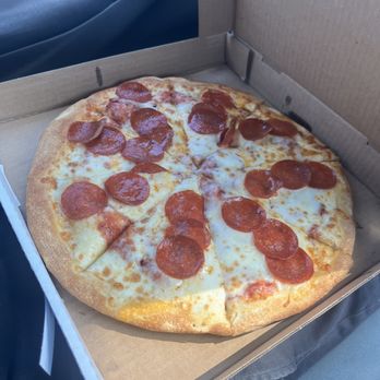 Pelican Pizza - Pepperoni Pizza - Pizza Near Me - Monterey, California Pelican Pizza - Pepperoni Pizza - Pizza Near Me - Monterey, California
