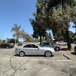Valley Plaza Park and Recreation Center