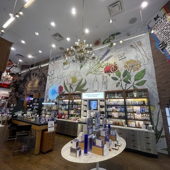 Kiehl's Since 1851 - Cosmetics & Beauty Supply Near Me - Chicago, Illinois Kiehl's Since 1851 - Cosmetics & Beauty Supply Near Me - Chicago, Illinois