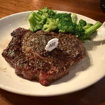 Wood Ranch Irvine - Steak, medium rare - Barbeque Near Me - Irvine, California Wood Ranch Irvine - Steak, medium rare - Barbeque Near Me - Irvine, California